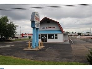 More Photos Of 905 W Trenton Ave, Morrisville Freestanding For Lease