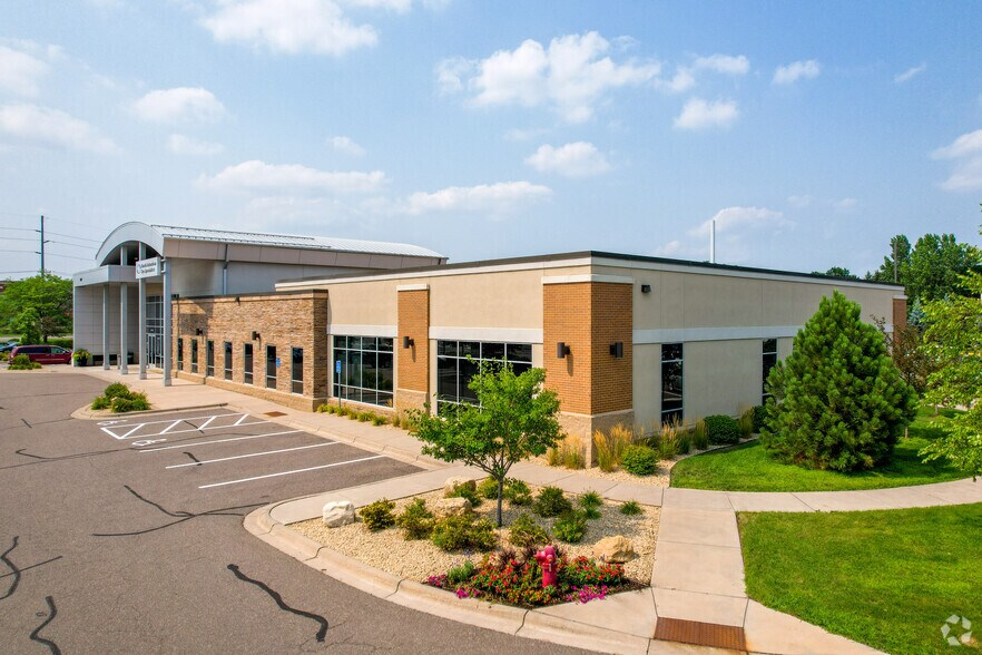 More Photos Of 3777 Coon Rapids Blvd NW, Coon Rapids Medical For Lease