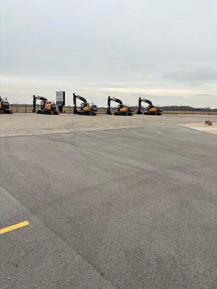 More Photos Of 26336 S Heritage Dr, Elwood Warehouse For Sale