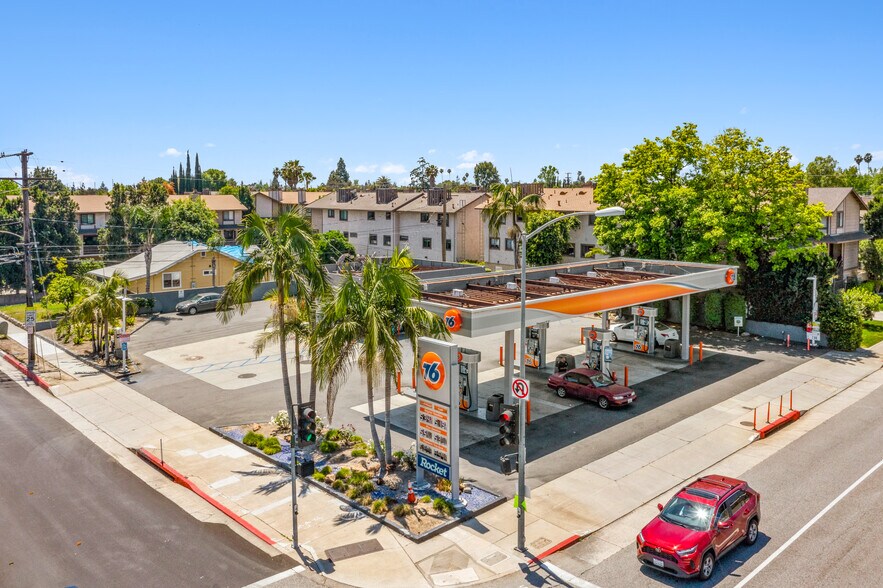 More Photos Of 902 W Foothill Blvd, Monrovia Service Station For Sale