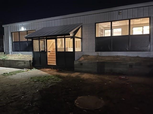 More Photos Of 2525 W Shore Rd, Warwick Office For Sale