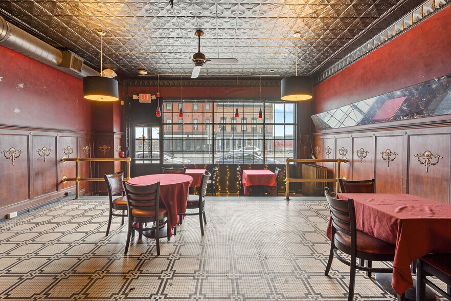 More Photos Of 700 N Salina St, Syracuse Restaurant For Sale
