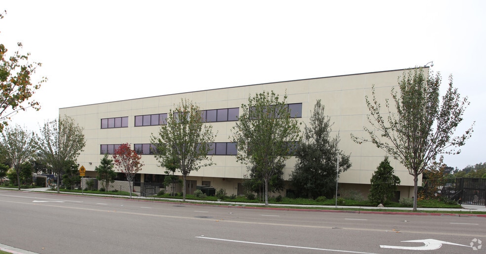 More Photos Of 2820 Historic Decatur Rd, San Diego Unknown For Lease