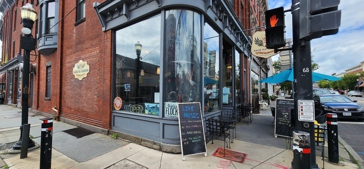 More Photos Of 216 Main St, Saugerties Apartments For Lease