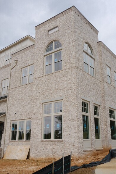 More Photos Of 9244 Main St, Woodstock Office Residential For Sale