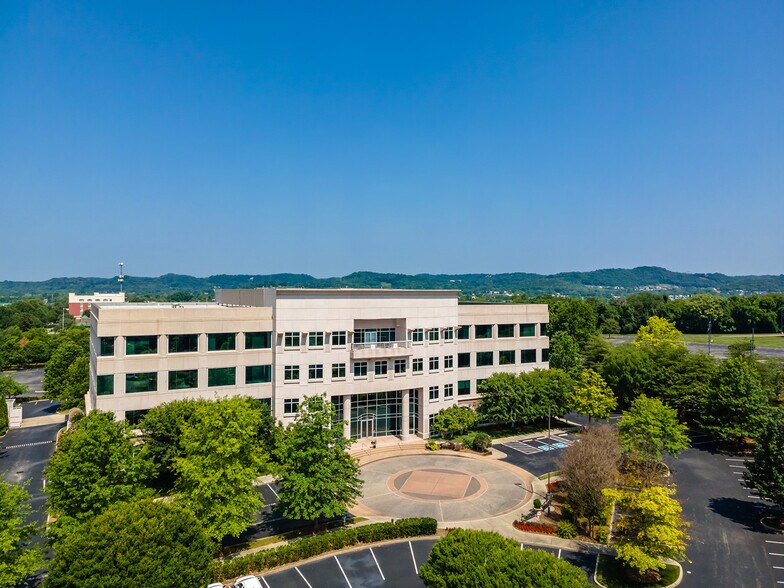 More Photos Of 5000 Meridian Blvd, Franklin Unknown For Lease