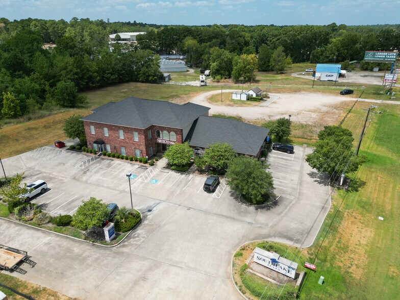 More Photos Of 14729 Highway 105 W, Montgomery Medical For Lease