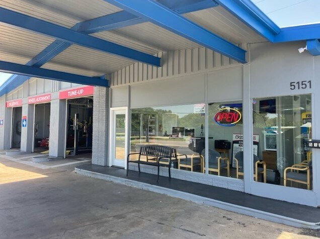 More Photos Of 5151 Gus Thomasson Rd, Mesquite Auto Repair For Sale