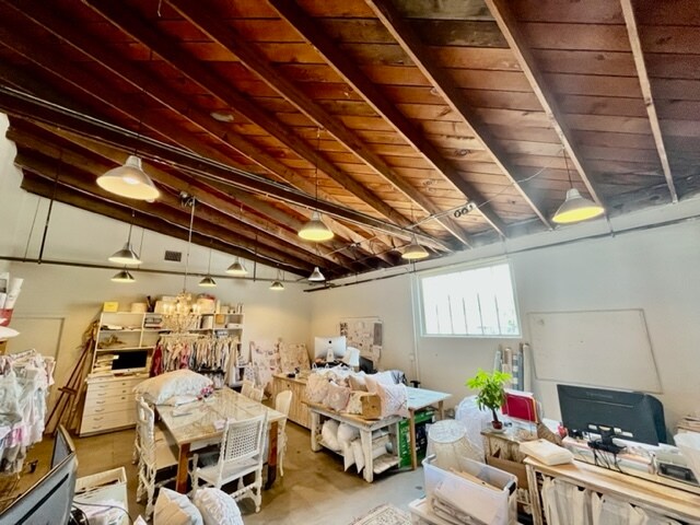 More Photos Of 5420 W 83rd St, Los Angeles Warehouse For Lease