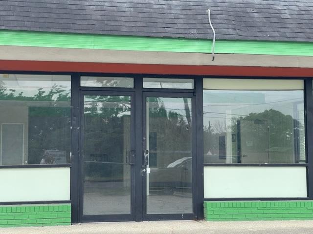 More Photos Of 7100 Downman Rd, New Orleans Freestanding For Sale