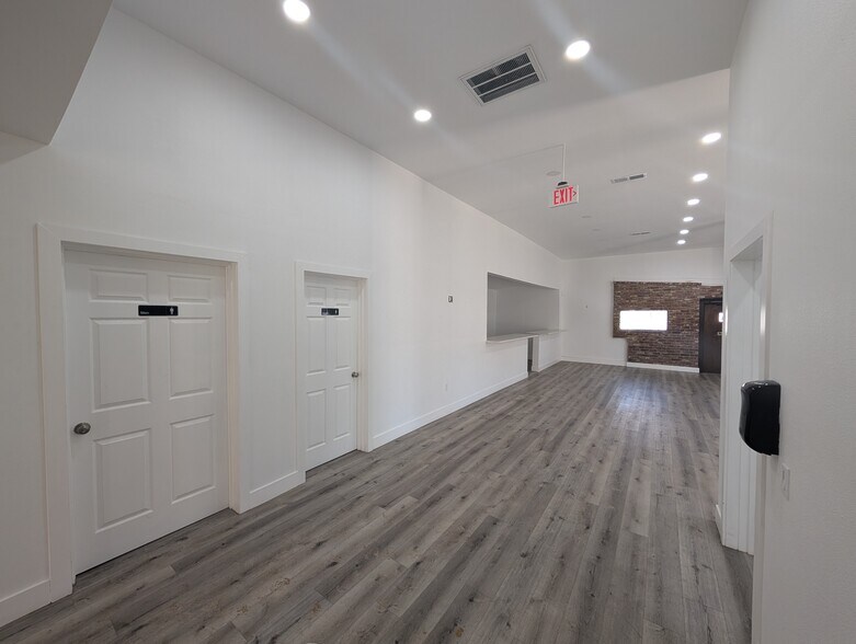 More Photos Of 2368 Pacheco Blvd, Martinez Storefront Retail Office For Sale