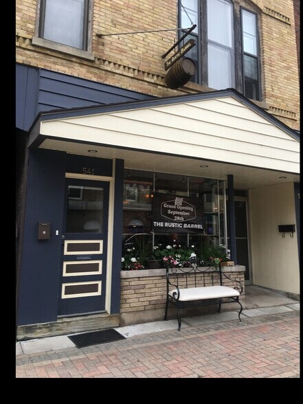 Primary Photo Of 541-549 Pine St, Burlington Storefront Retail Residential For Sale