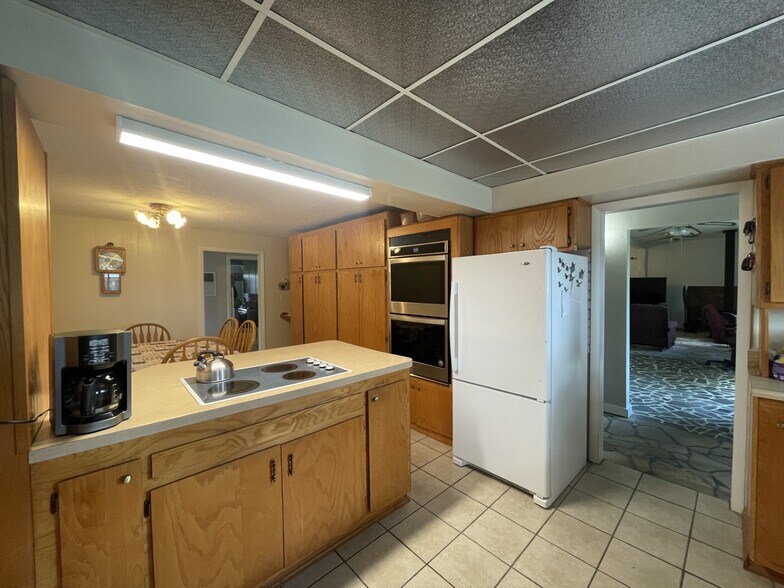 More Photos Of 1730 US Highway 287, Lander Self Storage For Sale