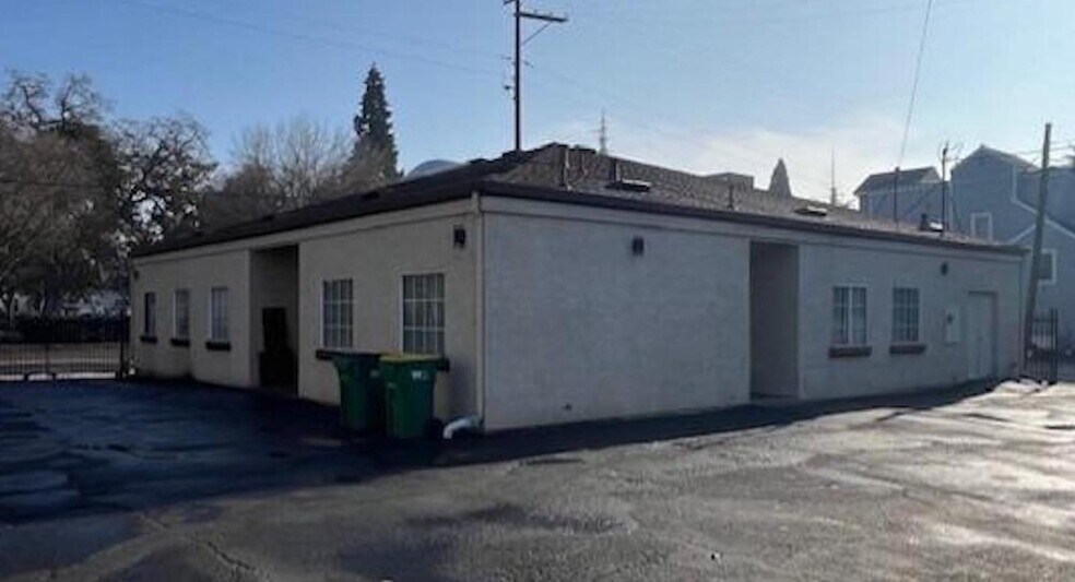 More Photos Of 1201 N California St, Stockton Office For Sale