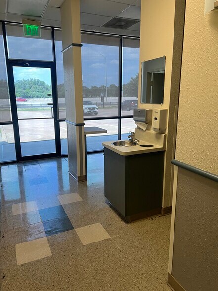 More Photos Of 7650 I-35 E, Corinth Storefront For Lease