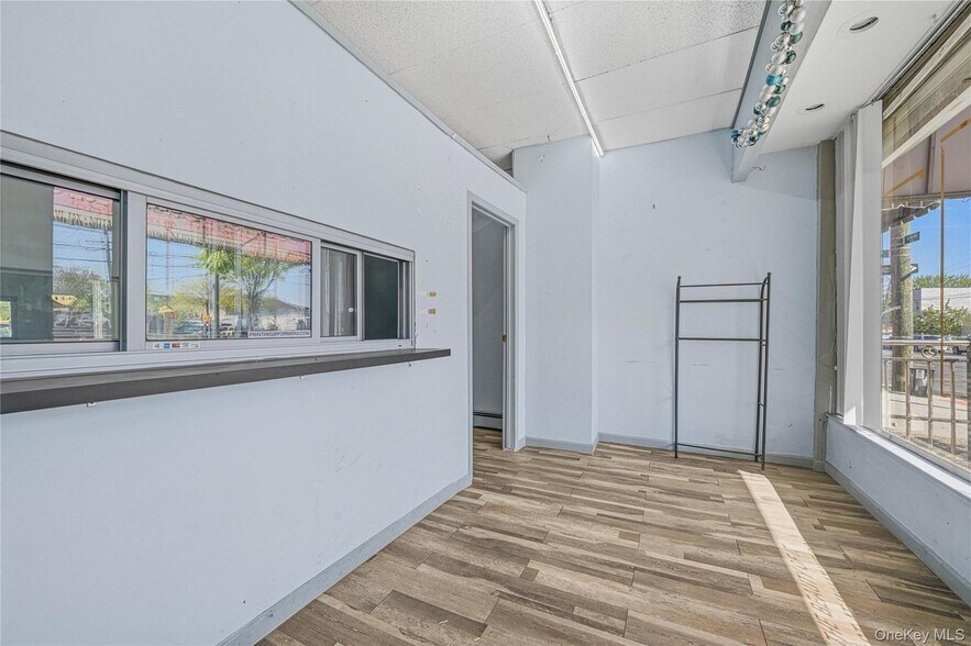 More Photos Of 847 Castle Hill Ave, Bronx Storefront Retail Residential For Sale