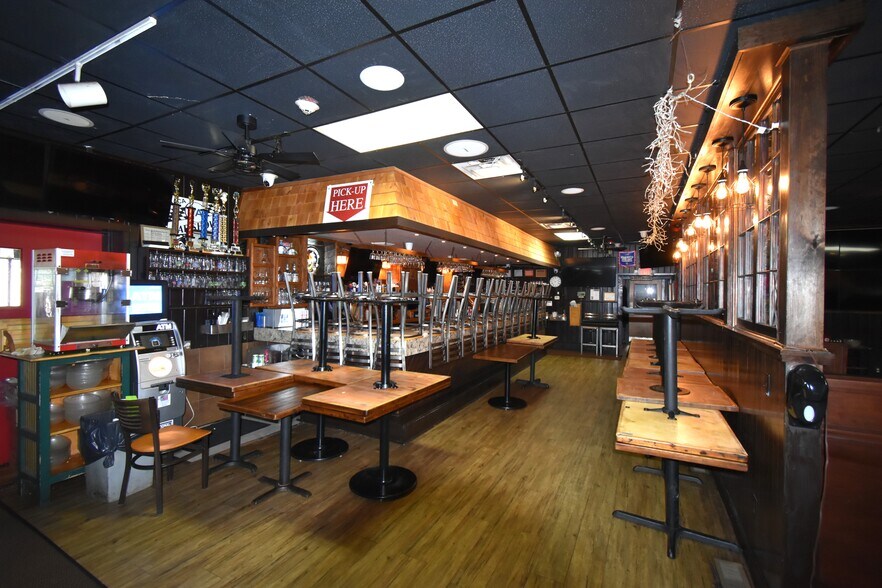 More Photos Of 1021 Rt-146, Clifton Park Restaurant For Sale