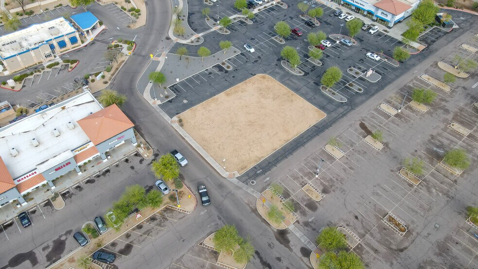 More Photos Of 1903 S Country Club Dr, Mesa Freestanding For Lease