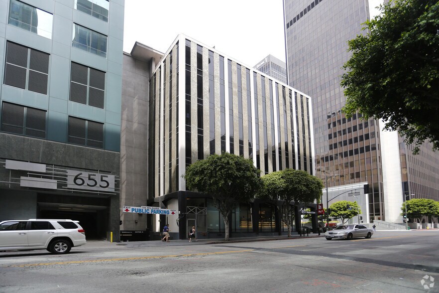 More Photos Of 700 Wilshire Blvd, Los Angeles Office For Lease