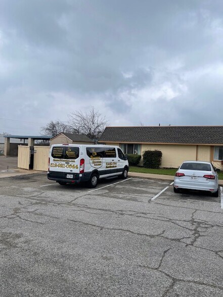 More Photos Of 3620 Hillside Dr, Round Rock Daycare Center For Lease