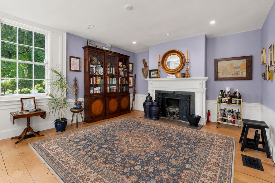 More Photos Of 314 Essex St, Salem Specialty For Sale