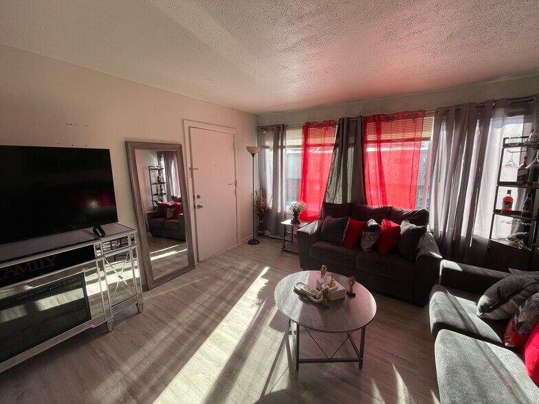 More Photos Of 714 Sycamore St, Camden Apartments For Sale