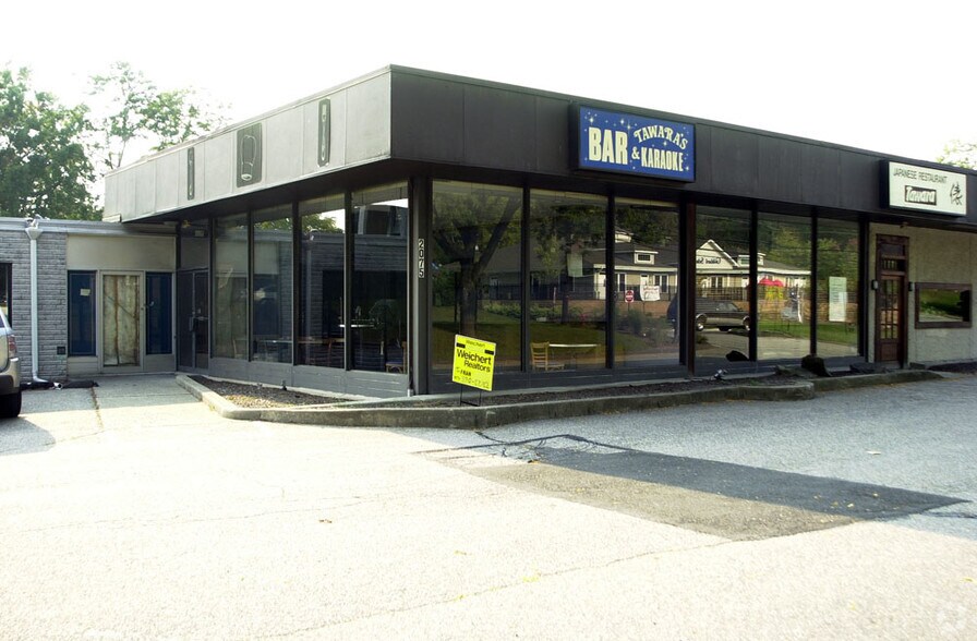 More Photos Of 2075 Hamburg Tpke, Wayne Freestanding For Lease