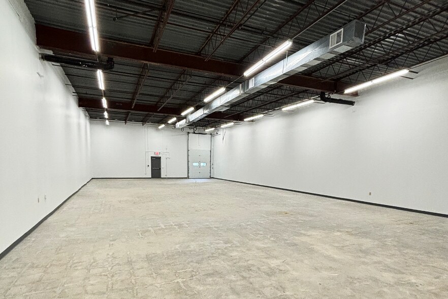 More Photos Of 10-16 Craig Rd, Acton Light Manufacturing For Lease