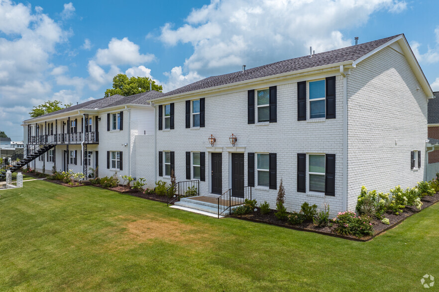 Primary Photo Of 135 S Jefferson St, Ripley Apartments For Sale