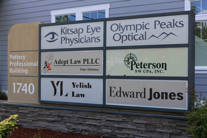 More Photos Of 1740 Pottery Ave, Port Orchard Medical For Sale