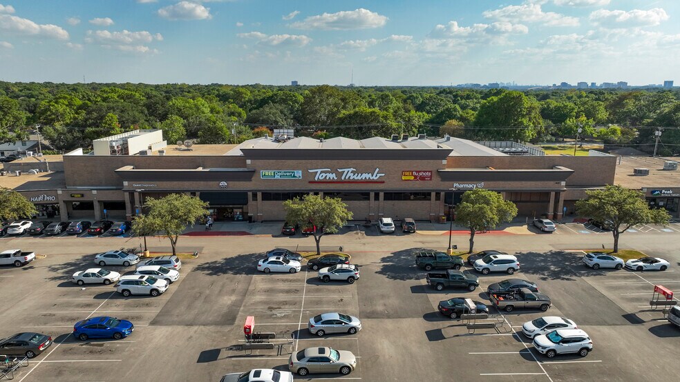 More Photos Of 819 W Arapaho Rd, Richardson Unknown For Lease