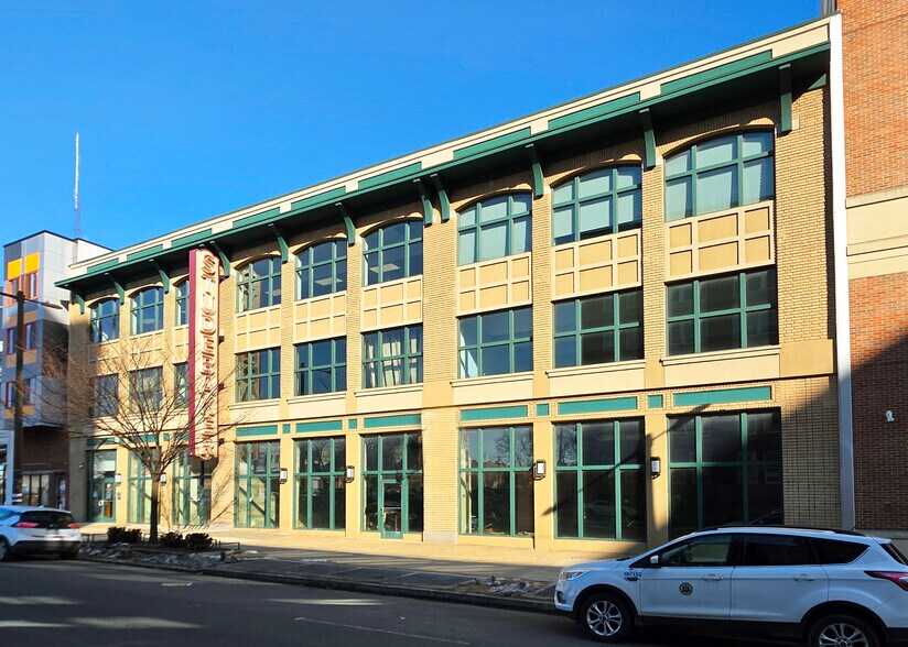 More Photos Of 667 N Broad St, Philadelphia Office For Lease