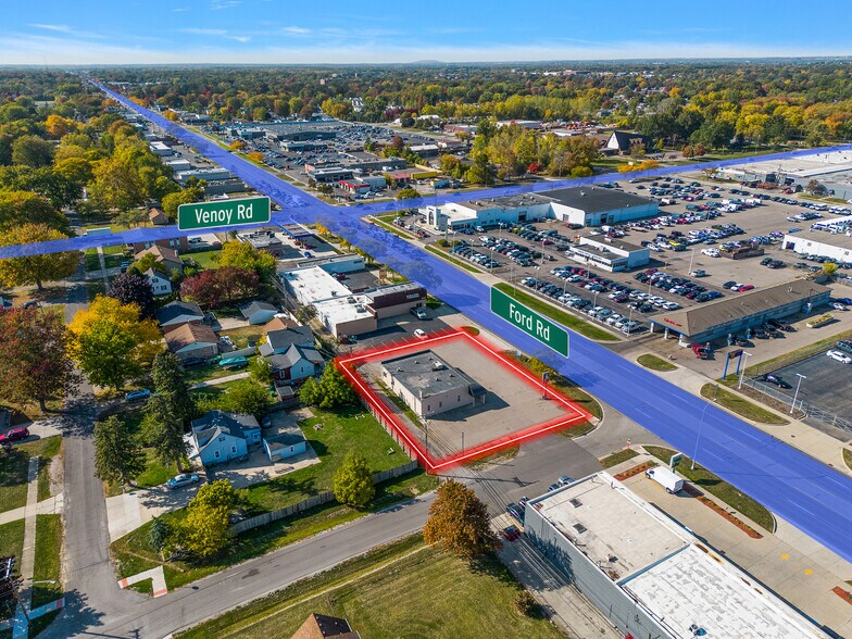 More Photos Of 32611 Ford Rd, Garden City Freestanding For Lease