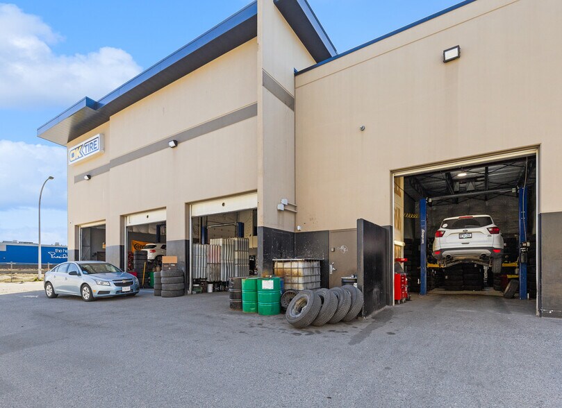 More Photos Of 2374 Bering Rd, Westbank Industrial For Sale