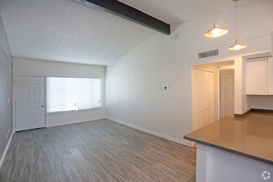 More Photos Of 3001 N 32nd St, Phoenix Apartments For Sale