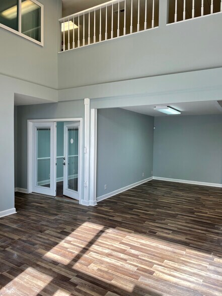 More Photos Of 2000 Bearcat Way, Morrisville Research And Development For Lease