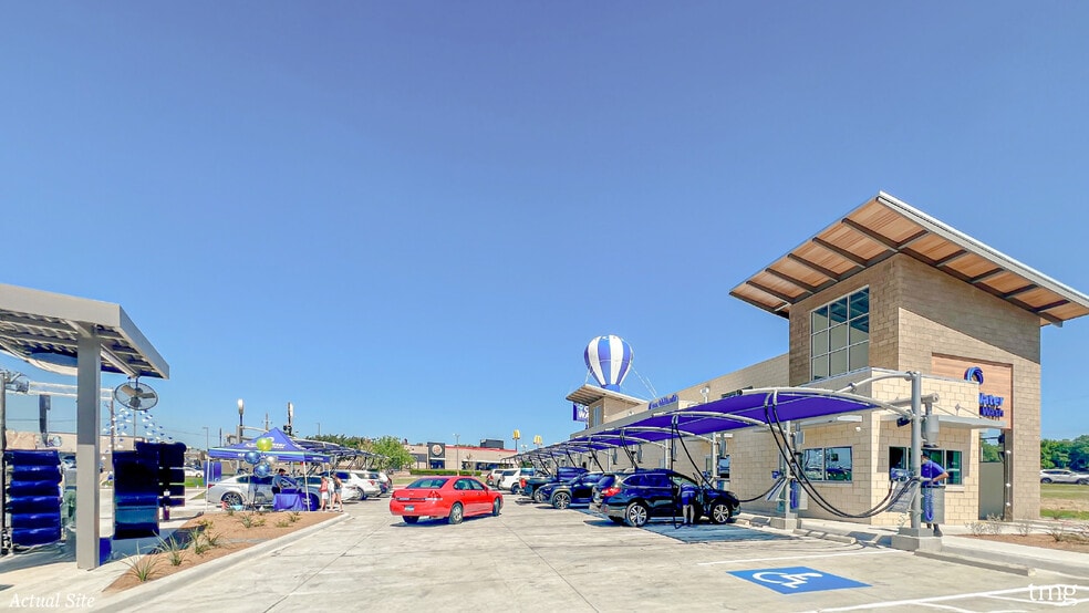 More Photos Of 3112 Regency Ln, Denison Carwash For Sale