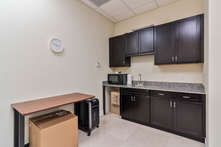 More Photos Of 1600 Ponce De Leon Blvd, Coral Gables Office For Sale