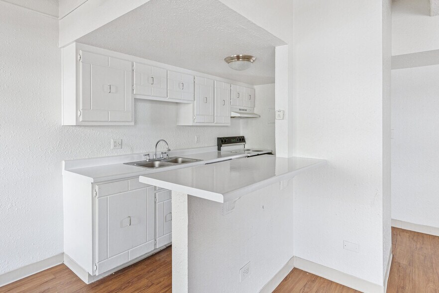 More Photos Of 7655 W 67th Ave, Arvada Apartments For Sale