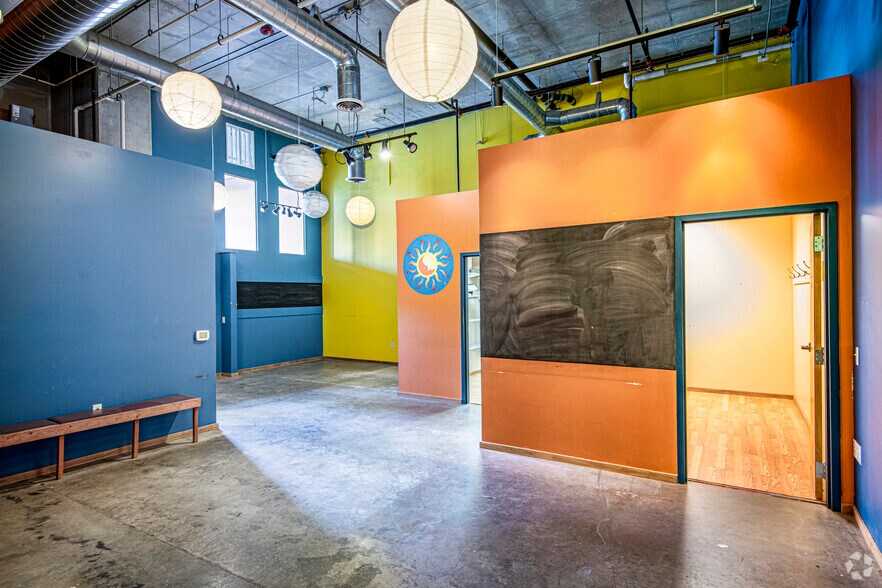 More Photos Of 777 University Ave, Madison Apartments For Lease