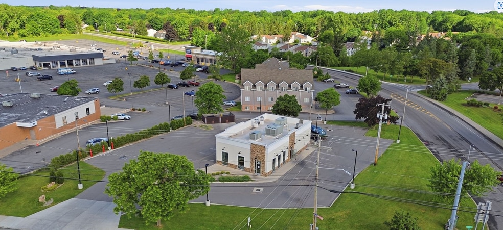 Primary Photo Of 3208 Chili Ave, Rochester Fast Food For Lease