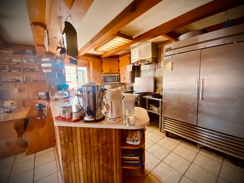 More Photos Of 18 W Allen St, Tombstone Trailer Camper Park For Sale