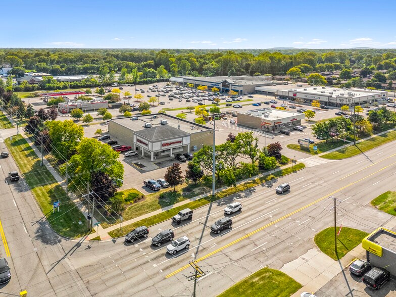 More Photos Of 31451 Cherry Hill Rd, Westland General Retail For Lease
