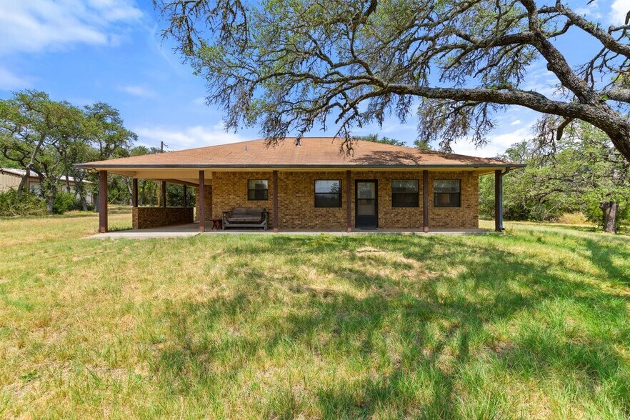 More Photos Of 1984 Grape Creek rd, Fredericksburg Specialty For Sale