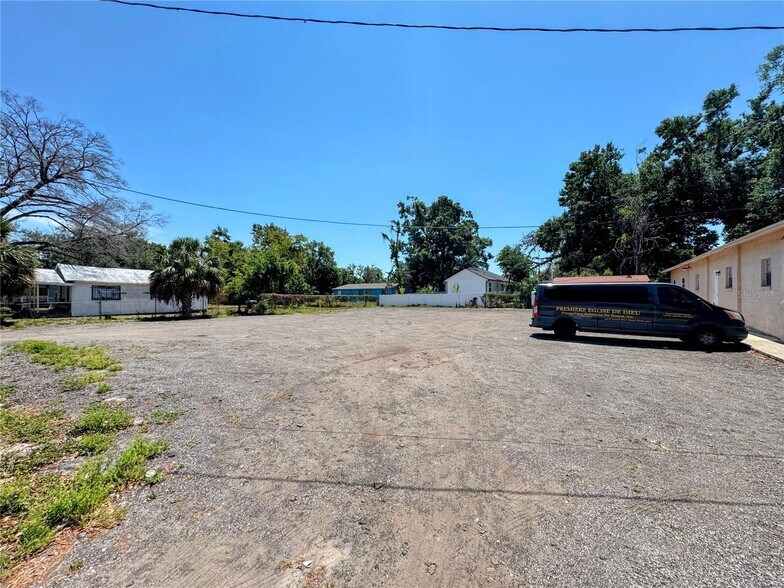 More Photos Of 3201 E Genessee St, Tampa Religious Facility For Sale