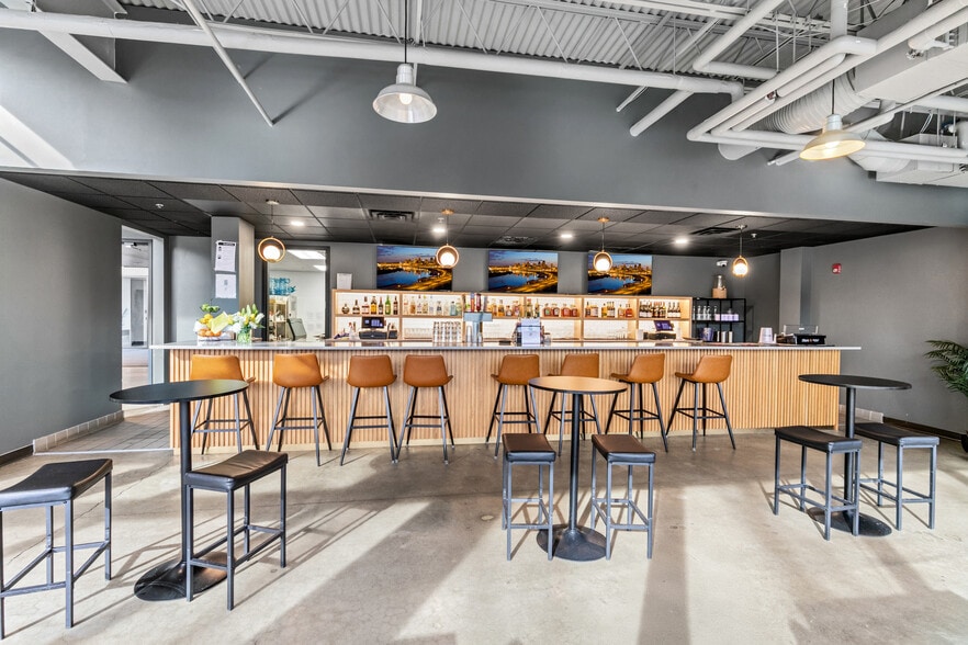 More Photos Of 7807 Creekridge Cir, Bloomington Office For Sale