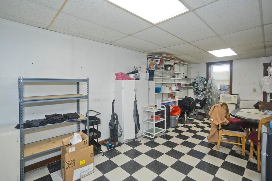 More Photos Of 62 westfield St, West Springfield Office For Sale