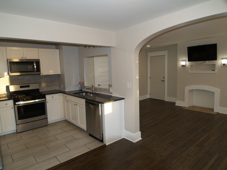 More Photos Of 272 Colvin Ave, Buffalo Apartments For Sale