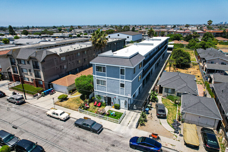 Primary Photo Of 13605 Cerise Ave, Hawthorne Apartments For Sale