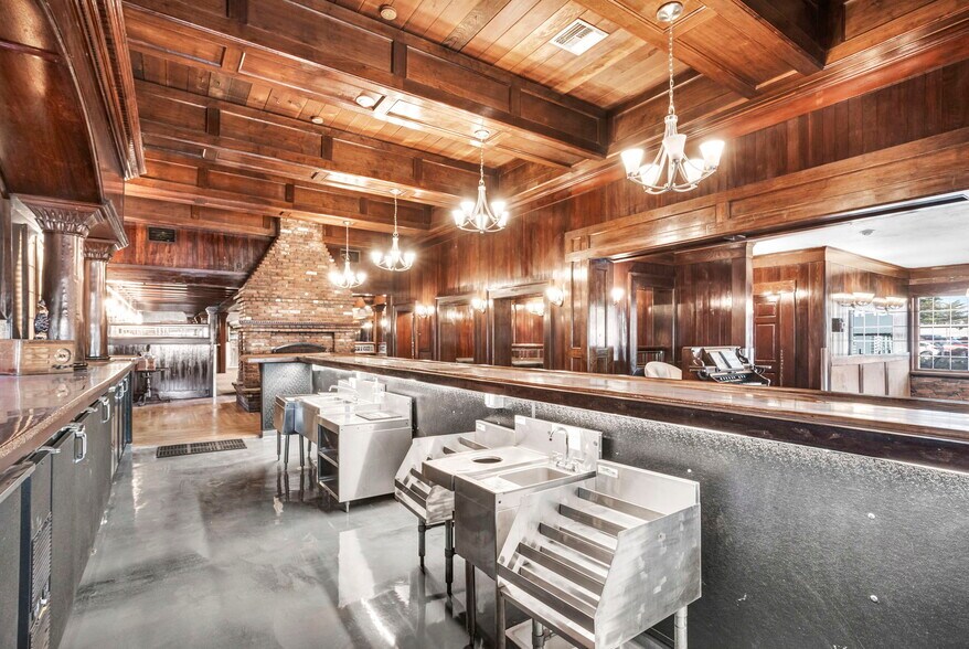 More Photos Of 1555 S Wells Ave, Reno Restaurant For Sale